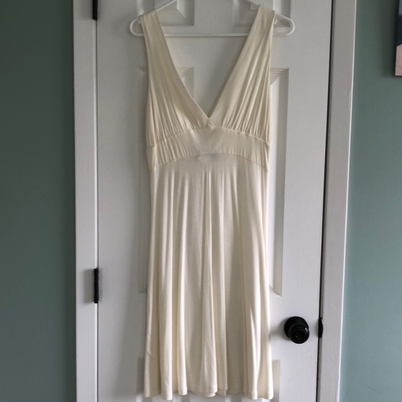 Soft Cream Summer Sundress - Picture 2 of 9